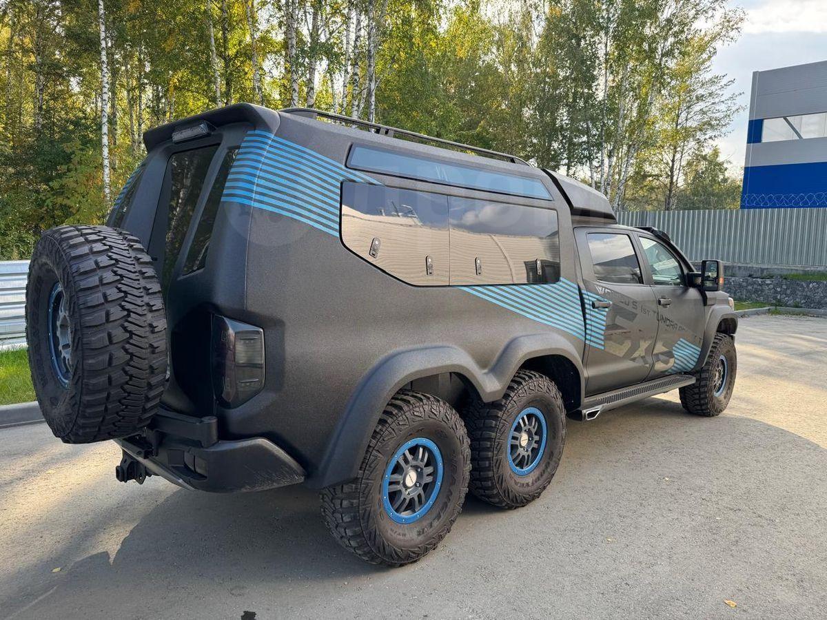 В Новосибирске стартовали аукционы за редкую Toyota Tundra 2018 года