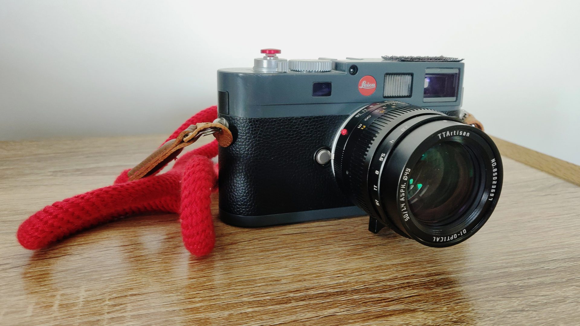 Самые дешевые камеры Leica, которые вы можете купить в 2026 году