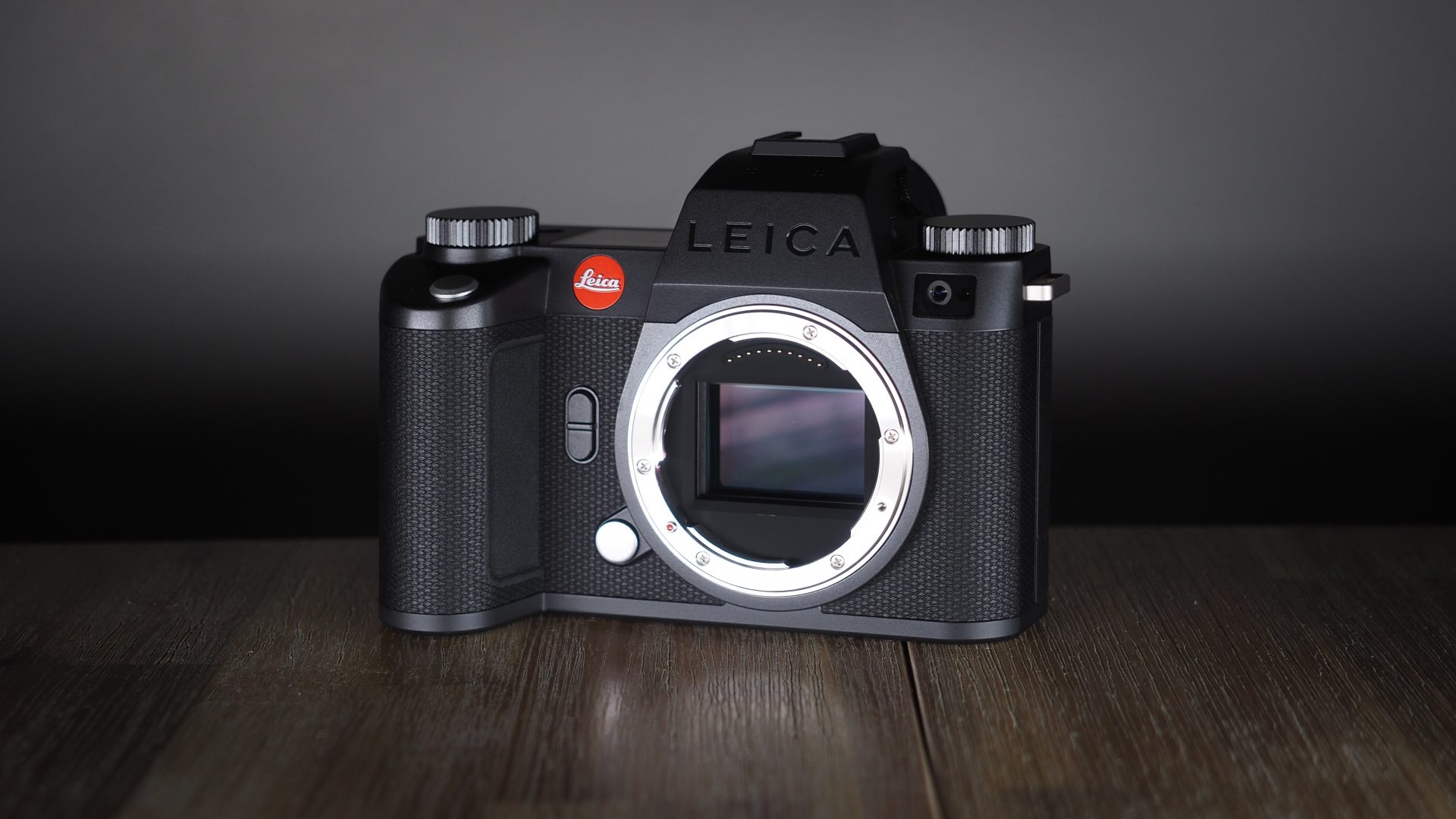 Лучшие камеры Leica в 2026 году: от классических дальномеров до беззеркальных систем картинка Лучшие камеры Leica в 2026 году: гид по выбору | DGL.RU