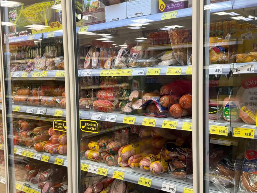 Можно уверенно покупать – она из мяса: эксперты Роскачества назвали лучшие бренды колбасы