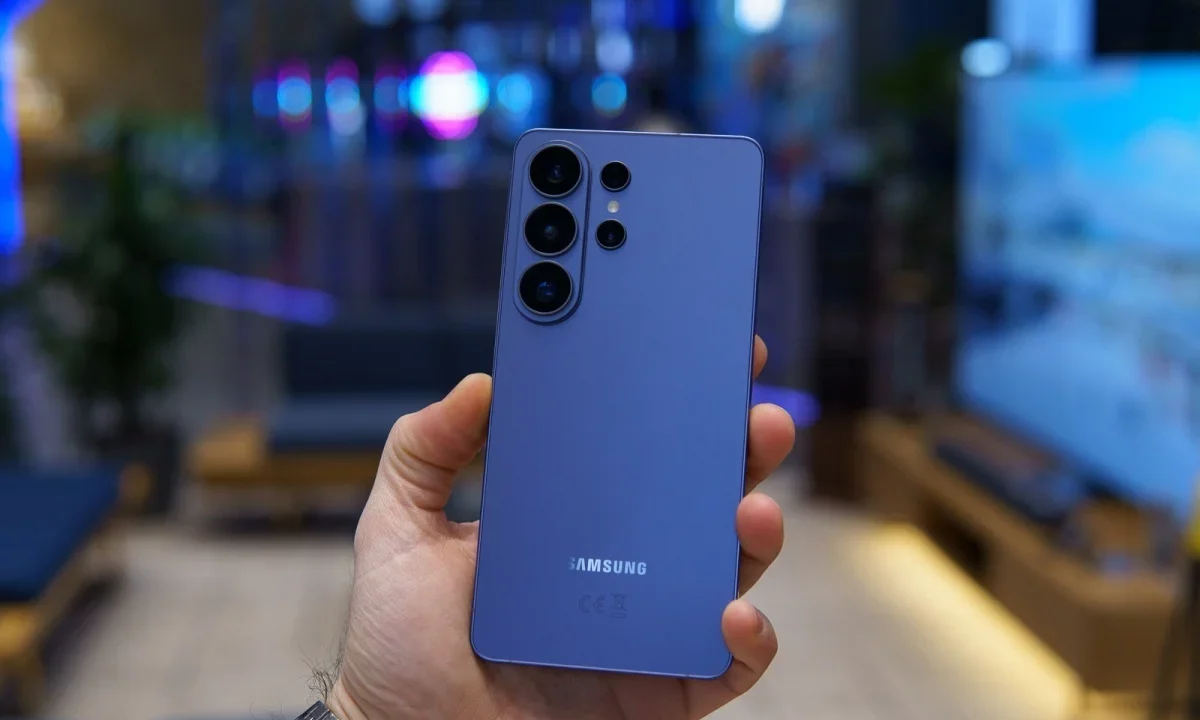 Смартфон Samsung Galaxy S27 Ultra: чип и экраны | DGL.RU