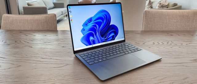 01_The new Microsoft Surface Laptop 8 is great - but its hard to recommend to most Обзор Microsoft Surface Laptop 8 — мощный Panther Lake