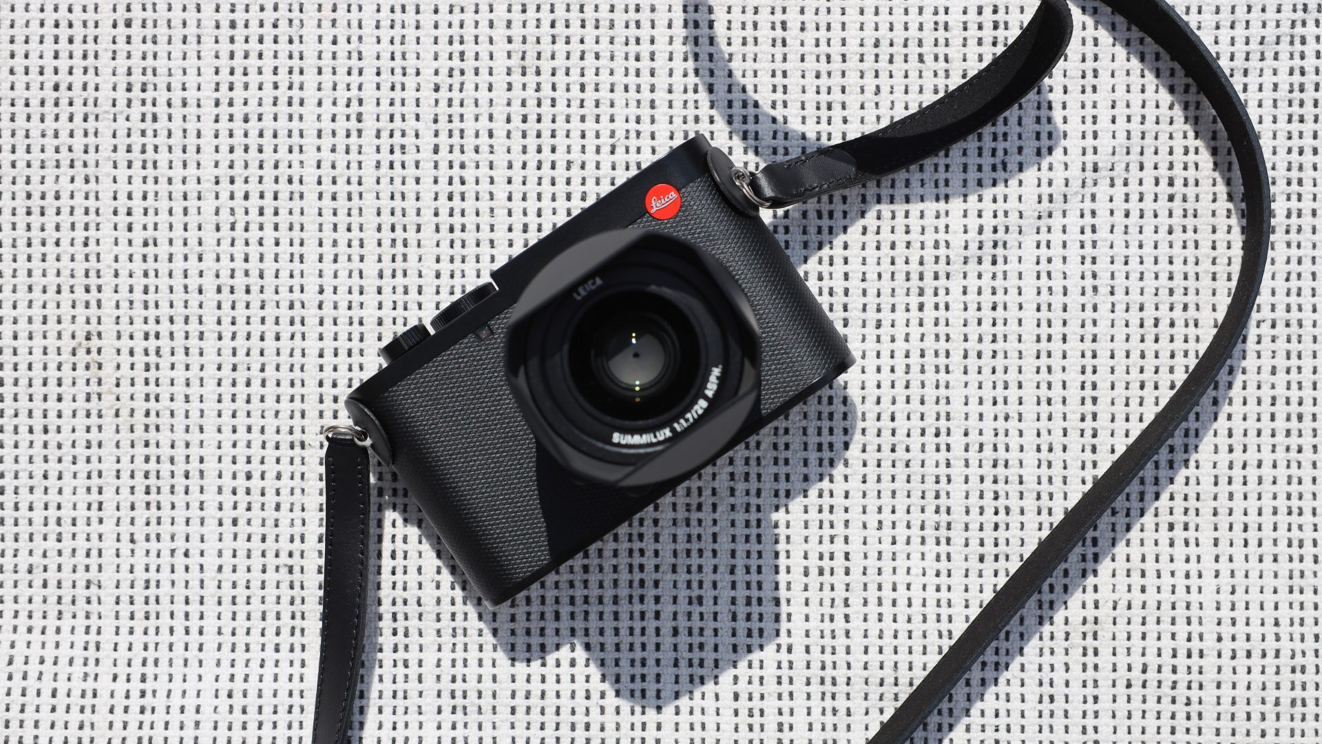 Лучшие камеры Leica в 2026 году: от классических дальномеров до беззеркальных систем картинка Лучшие камеры Leica в 2026 году: гид по выбору | DGL.RU