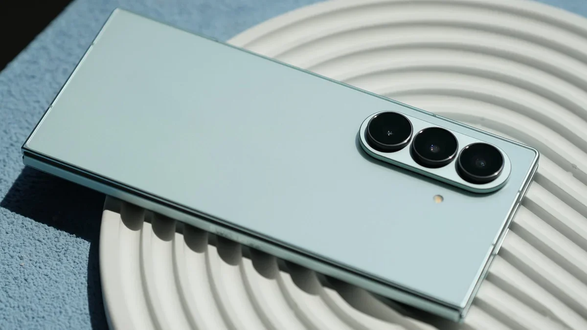 Складной iPhone Ultra поднимет цены на рынке | DGL.RU