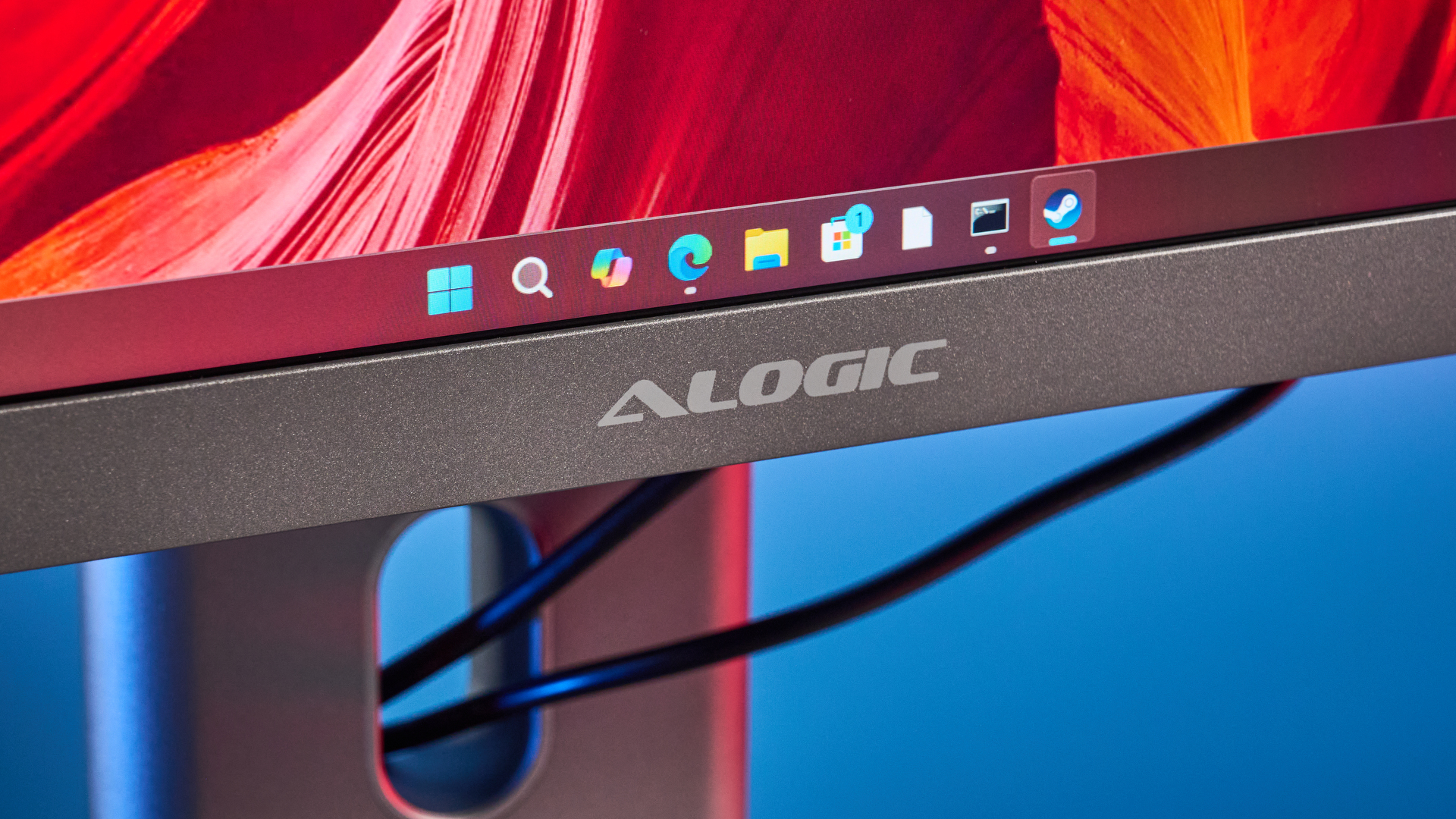 Обзор сверхширокого 40-дюймового монитора Alogic Edge 5K картинка Монитор Alogic Edge 5K: стоит ли покупать? | DGL.RU