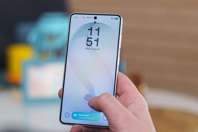 Смартфон Samsung Galaxy S27 получит защиту экрана | DGL.RU