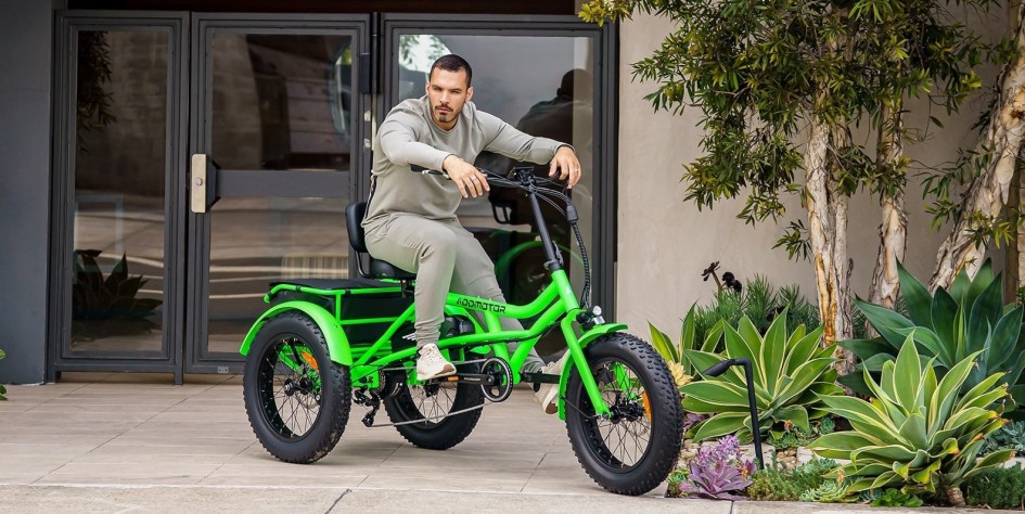 Полу-лежа на электрике: необычный e-trike за $2700 с дальностью до 130 км