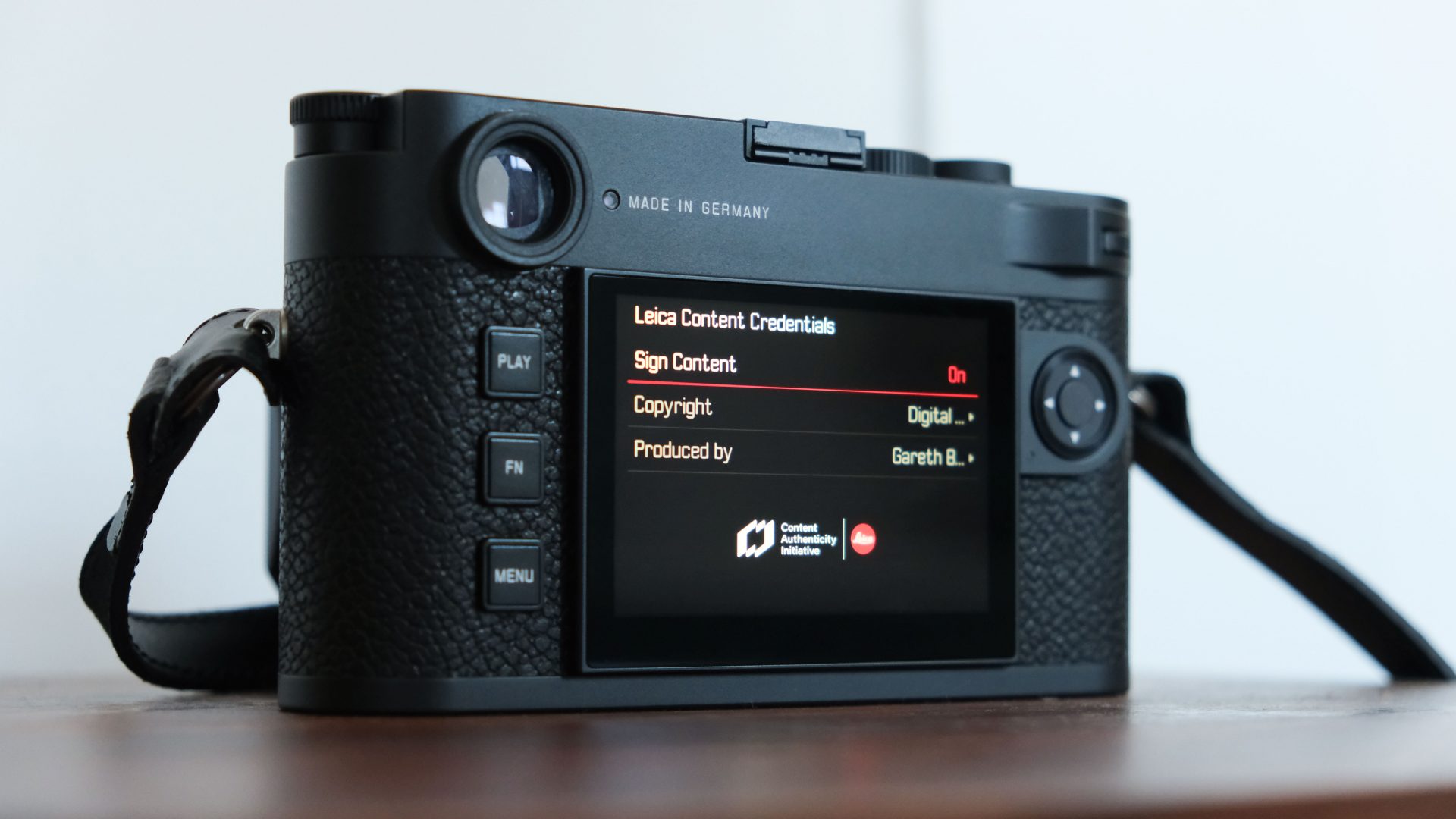 Лучшие камеры Leica в 2026 году: от классических дальномеров до беззеркальных систем картинка Лучшие камеры Leica в 2026 году: гид по выбору | DGL.RU