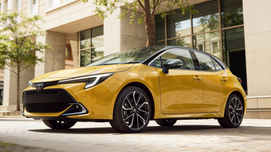 Toyota Corolla 2026: юбилейная версия с новыми технологиями и дизайном