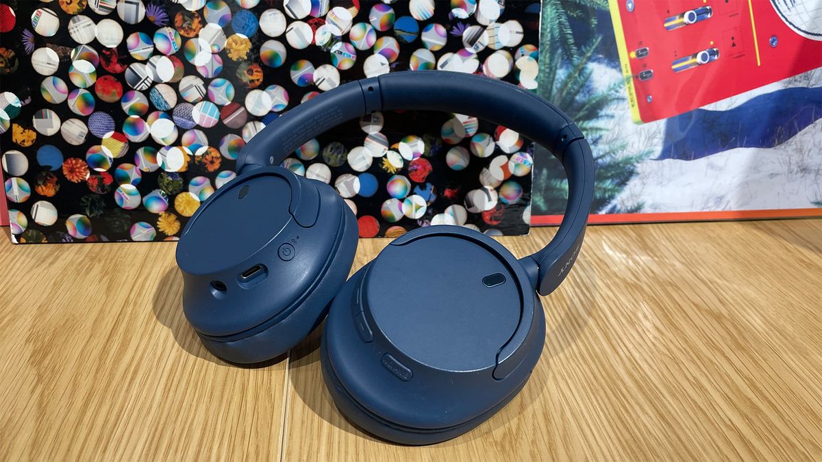 Лучшие беспроводные Bluetooth-наушники 2026 года: обзор и оценка наших экспертов картинка Наушники Sony и топ-2026: стоит ли брать | DGL.RU