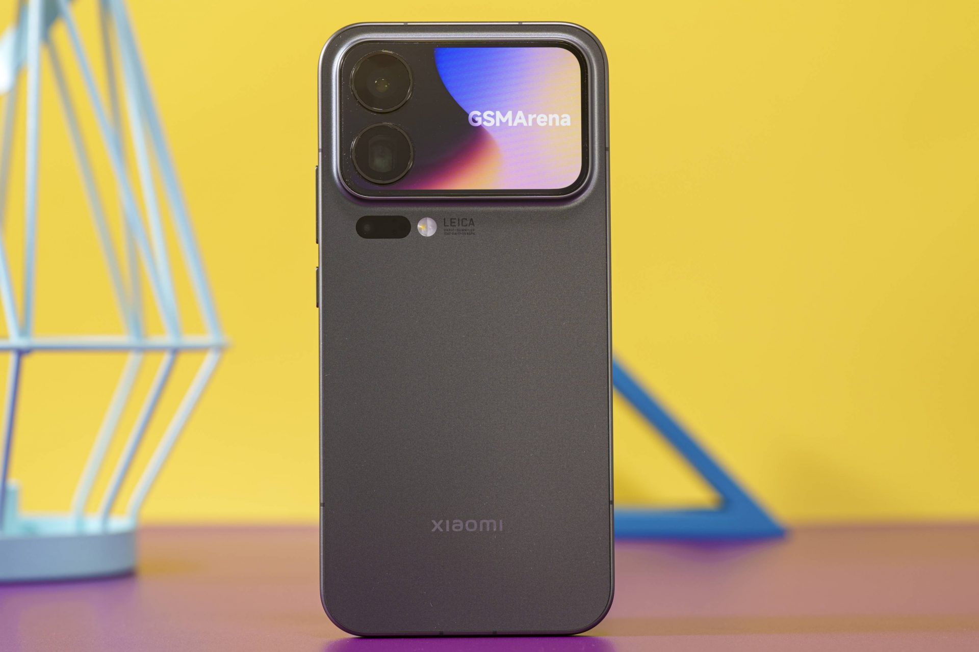 Xiaomi 18 Pro Max: емкая батарея и 2-нм чип | DGL.RU