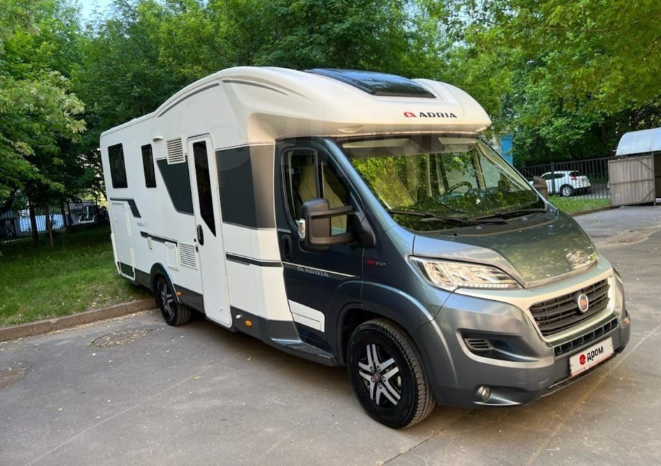 Adria Matrix 670SP Plus 2019: автодом с пробегом 12 000 км и расширенной комплектацией