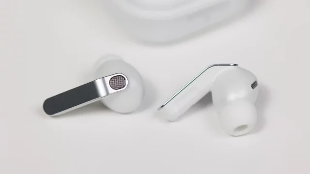 По слухам, Galaxy Buds Able могут выйти раньше, чем вы думаете.
