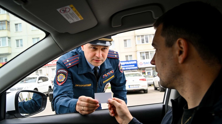 Что грозит водителю, если права остались дома: разбор ситуации на дороге