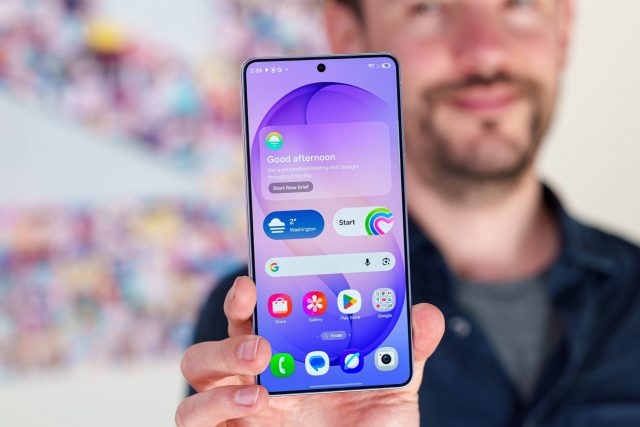 Смартфон Samsung Galaxy S26 Ultra: баг экрана | DGL.RU