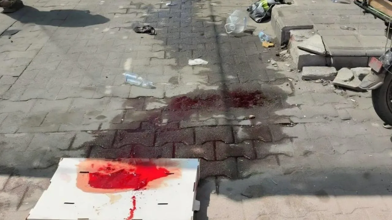 Жуткие кадры из Токмака Запорожской области: ВСУ атаковали рынок, погибли пять человек, 18 ранены