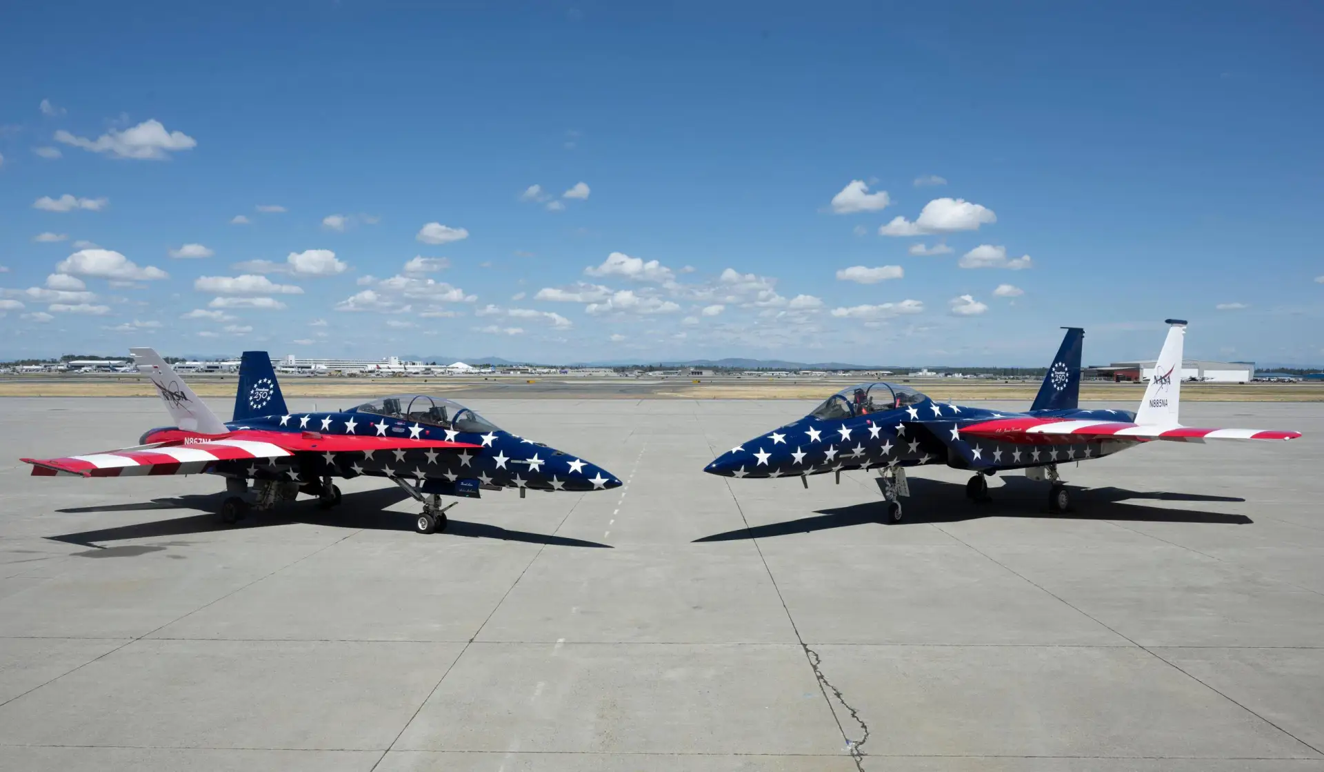 "Патриотические" F-15 и F/A-18 от NASA