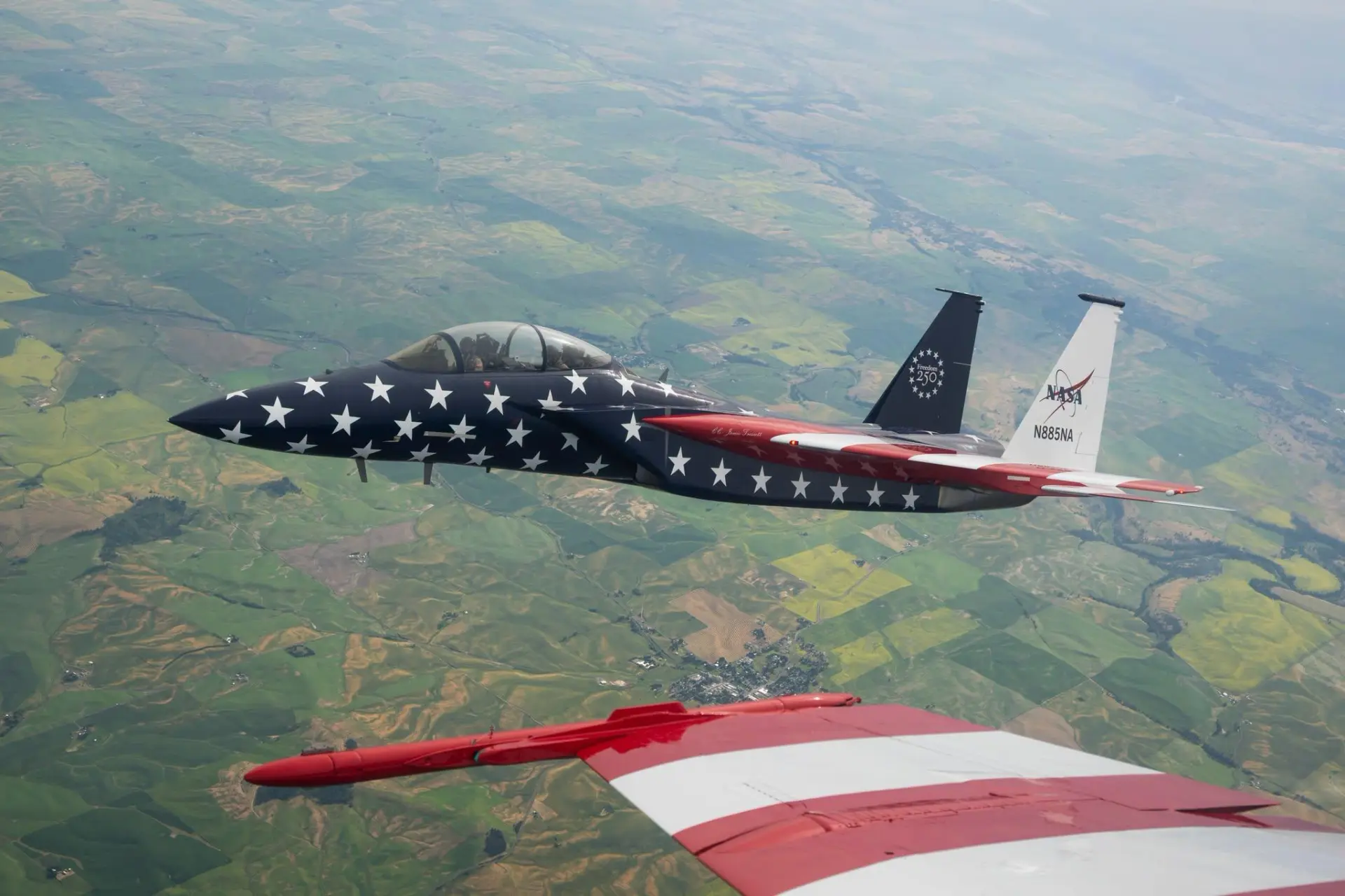 "Патриотические" F-15 и F/A-18 от NASA
