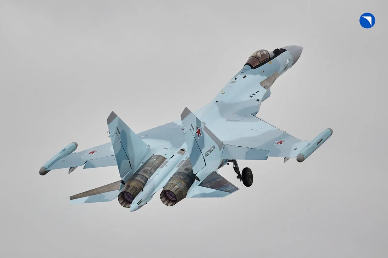 Был потерян Су-35С, пилот успешно катапультировался и был спасен