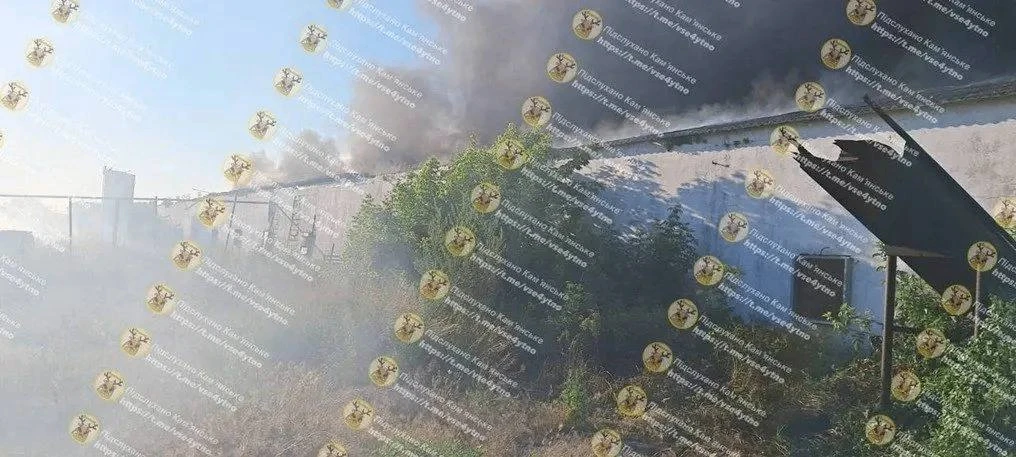 Сегодня ночью армия нанесла групповые удары высокоточным оружием и поразила предприятия военной промышленности, которые участвовали в разработке и производстве ракет различного типа и беспилотников