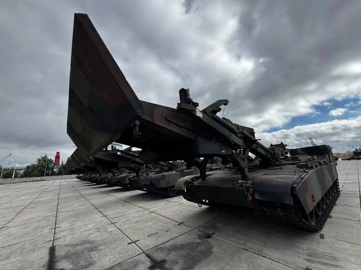 Польша получила первые американские мостоукладчики M1110 JAB
