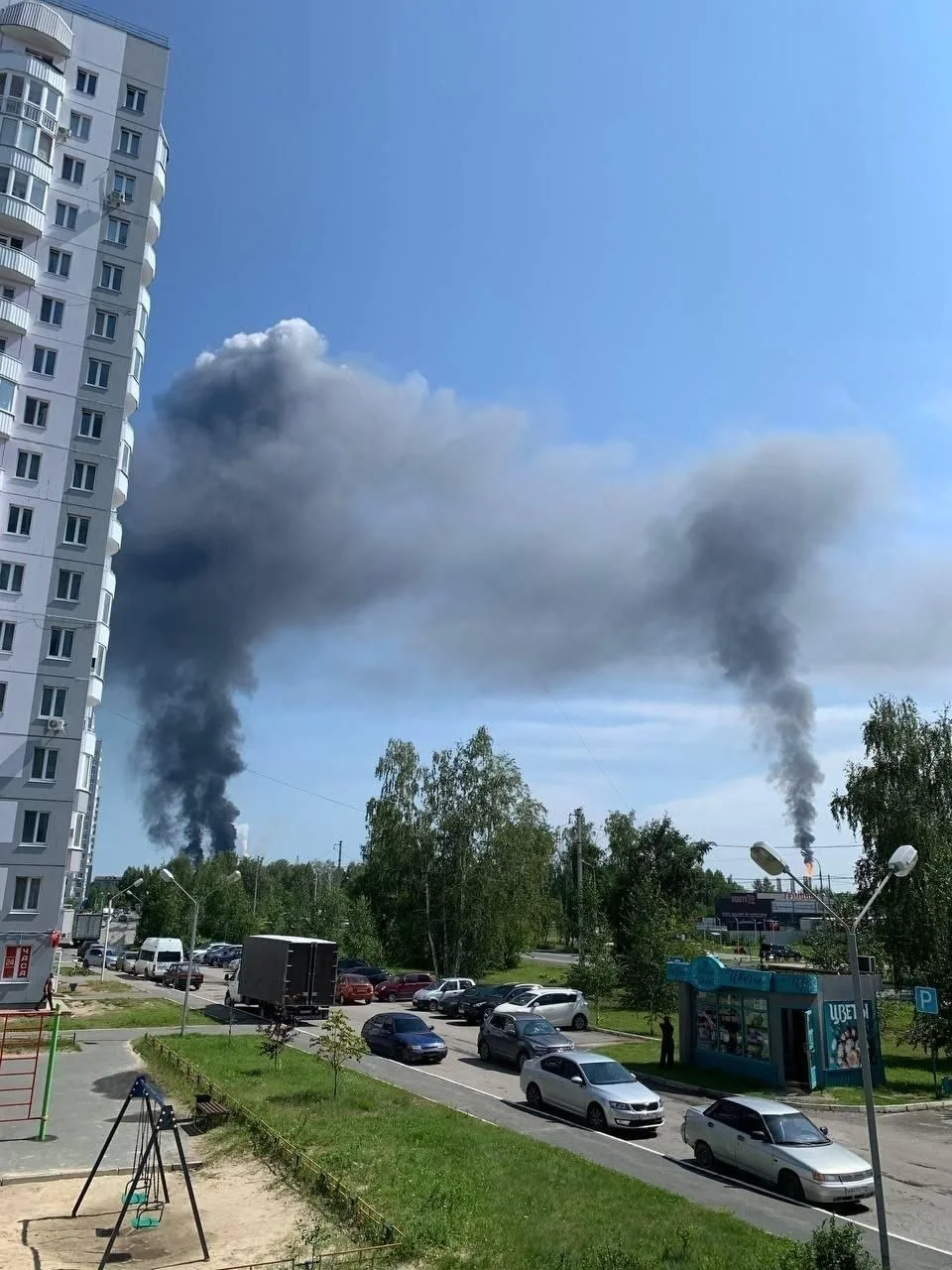 Противник нанес удар по Тюменскому НПЗ, расположенному на расстоянии более 2000 км от границы с Украиной
