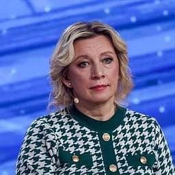 Рассчитываем, что американские власти наконец приструнят зеленского — Захарова
