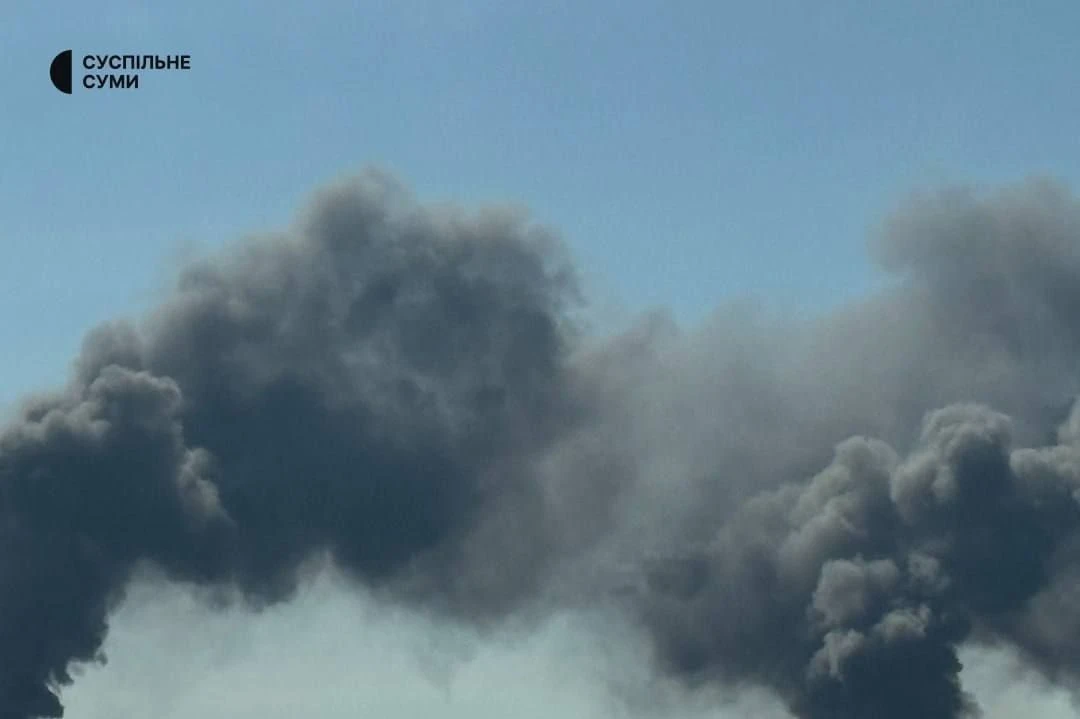 Одесса. Столб дыма после ракетного удара
