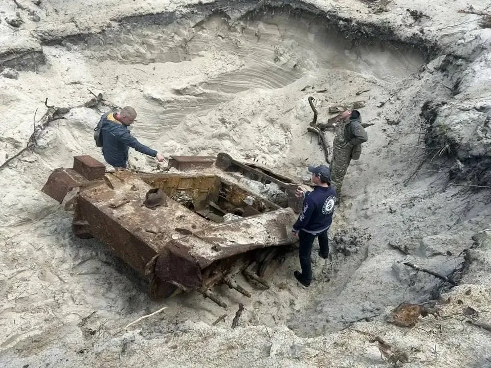 На Балтийской косе найден редчайший танк вермахта Pz.Kpfw II Ausf. L Luchs