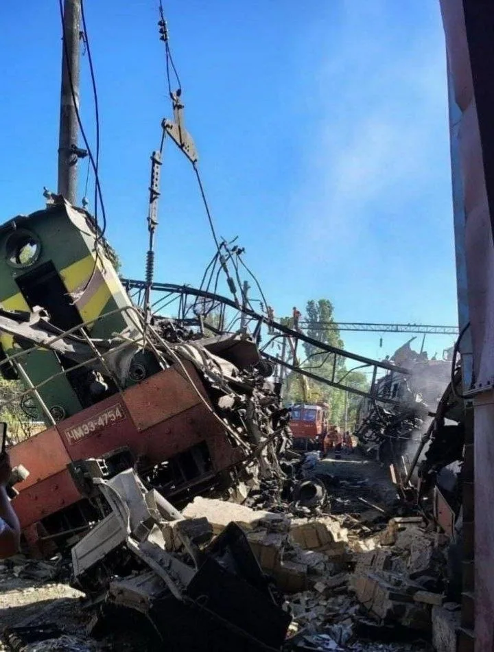 С начала специальной военной операции российские войска вывели из строя 492 локомотива и 249 вагонов украинских железных дорог
