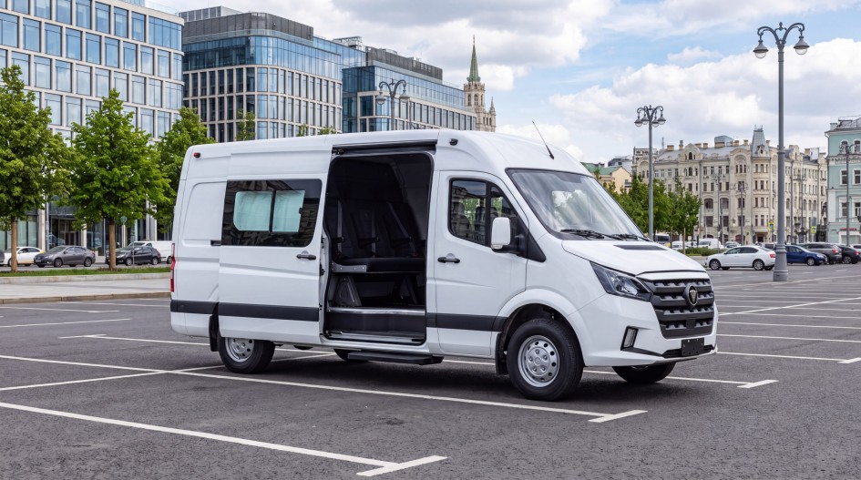 Foton Toano: новая версия для бизнеса с уникальной компоновкой 6+1