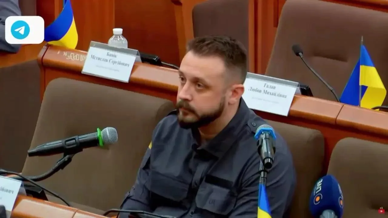 Новости украинской реформы контрактной службы, начатой 1 июня 2026 года, со слов замминистра обороны Украины Мстислава Баника
