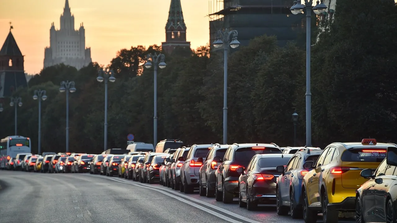 В России начнут автоматически аннулировать водительские права при выявлении опасных болезней, в том числе психических расстройств. Закон вступит в силу с с 1 марта 2027 года