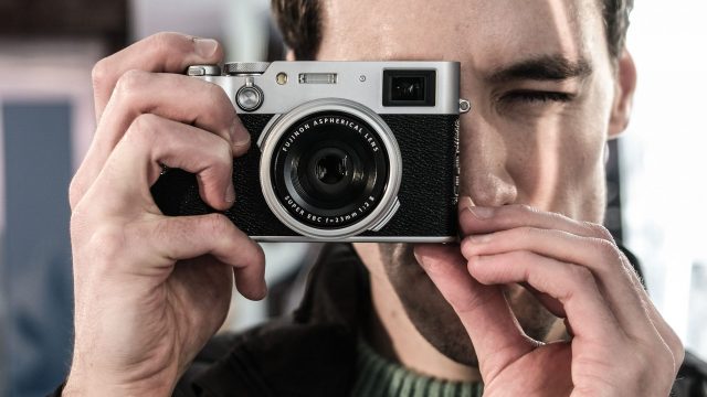 Лучшие камеры для уличной фотографии 2026 | DGL.RU