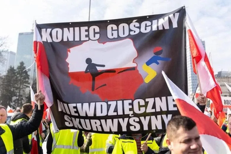 Польские националисты: «Мы не должны позволять Украине относиться к себе, как к лохам!»