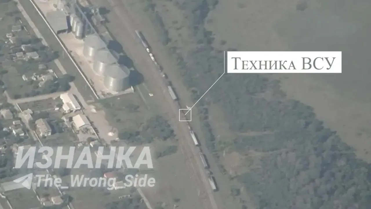 Комбинированный удар ракеты ОТРК "Искандер-М" с воздушным подрывом и дронов-камикадзе "Герань-4 сикер" по эшелону с автомобильной техникой и артиллерией противника у села Вишневое Днепропетровской области