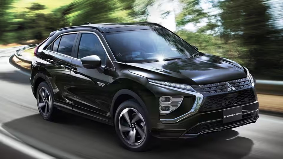 Mitsubishi Eclipse Cross с полным приводом появился в России дешевле конкурентов