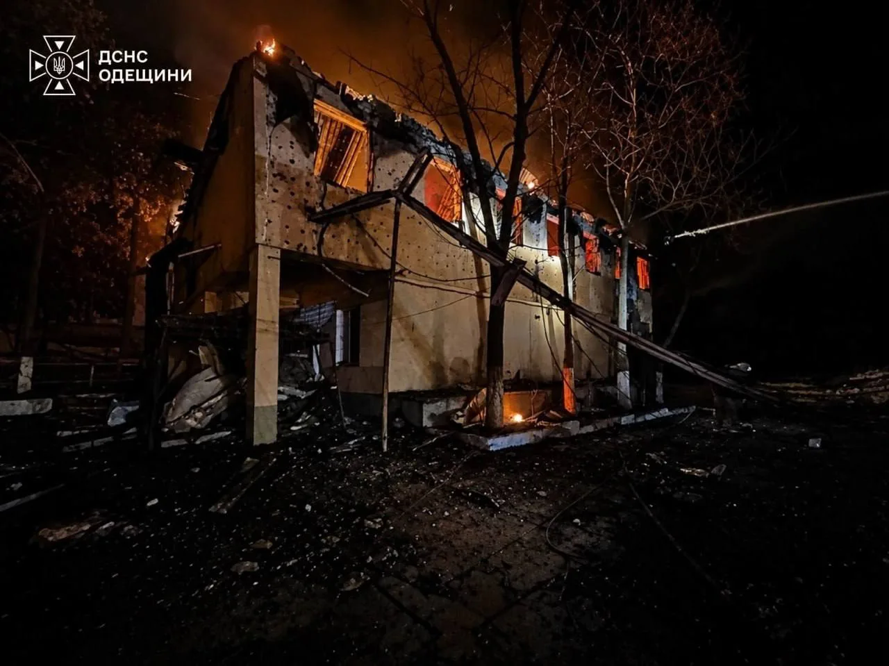 Российские войска уничтожили склад с военно-техническим имуществом ВСУ в порту Одессы, сообщило Минобороны РФ