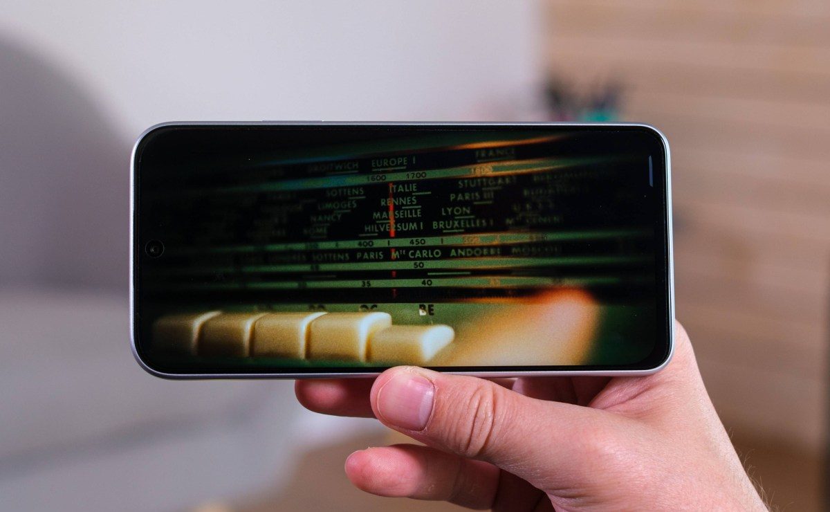 Обзор смартфона Tecno Pova 8: гигантский аккумулятор и матричный дисплей картинка Tecno Pova 8