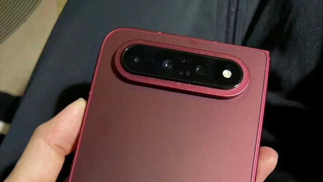 Xiaomi 18 Fold получит DRAM от CXMT