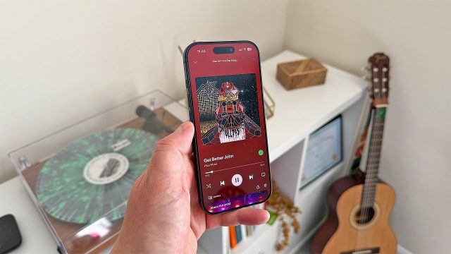 Обзор Apple iPhone 17 Pro: тест звука и экрана | DGL.RU