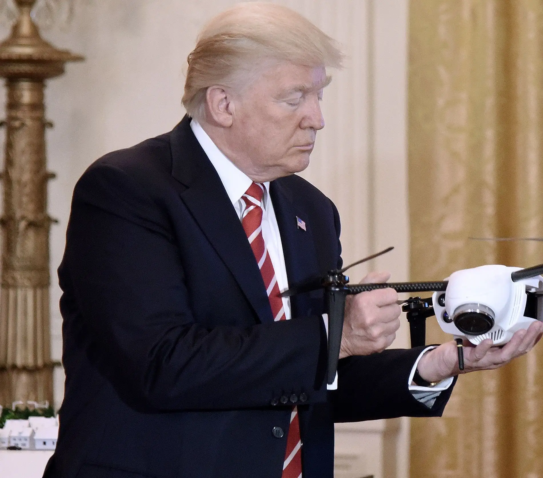 Трамп добрался пошлинами и до беспилотников