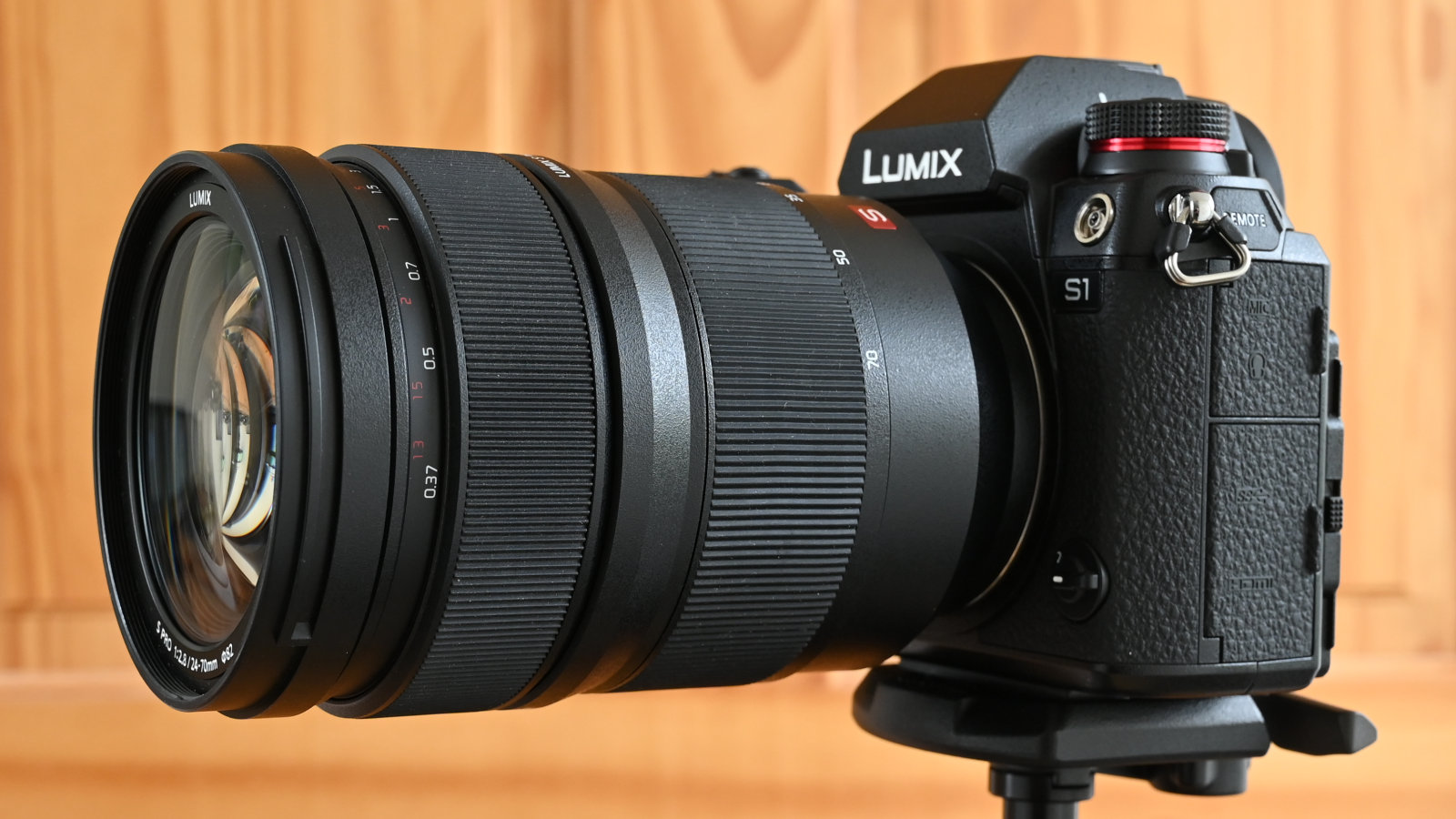 Лучший объектив для камер Panasonic Lumix S5, S5 II и S5 IIx в 2026 году