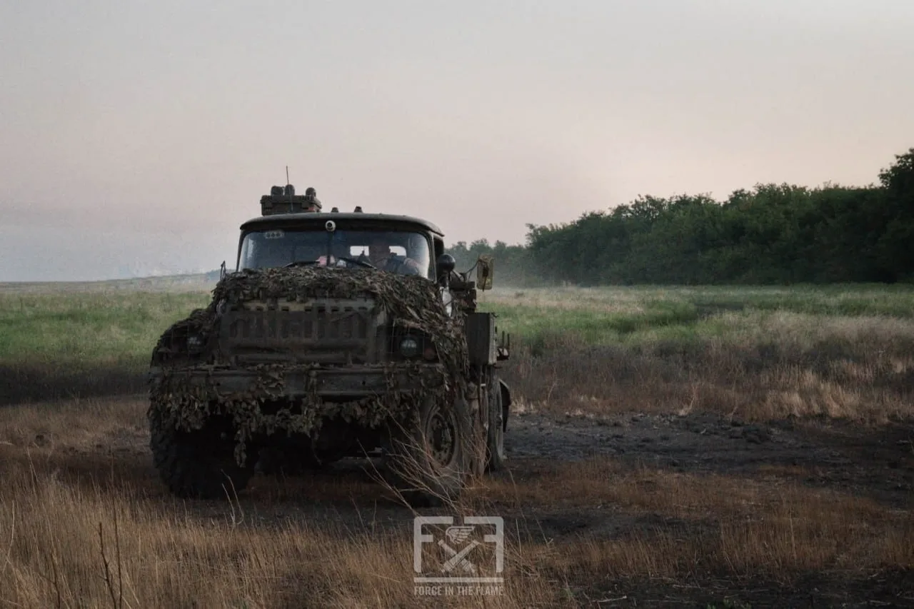 Редкая боевая машина 9П138 на базе ЗиЛ-131 системы 9К55 «Град-1» на вооружении 148-й отдельной артиллерийской бригады ВСУ