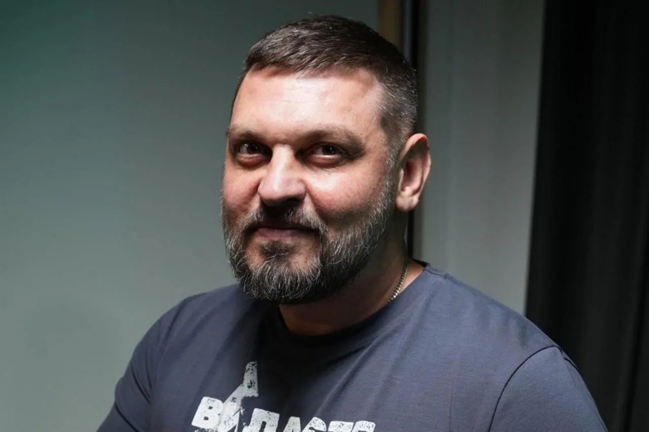 В ВСУ мобилизовали популярного украинского блогера, который прославился на том, что ему принудительно приводили российских военнопленных и он "брал у них интервью"