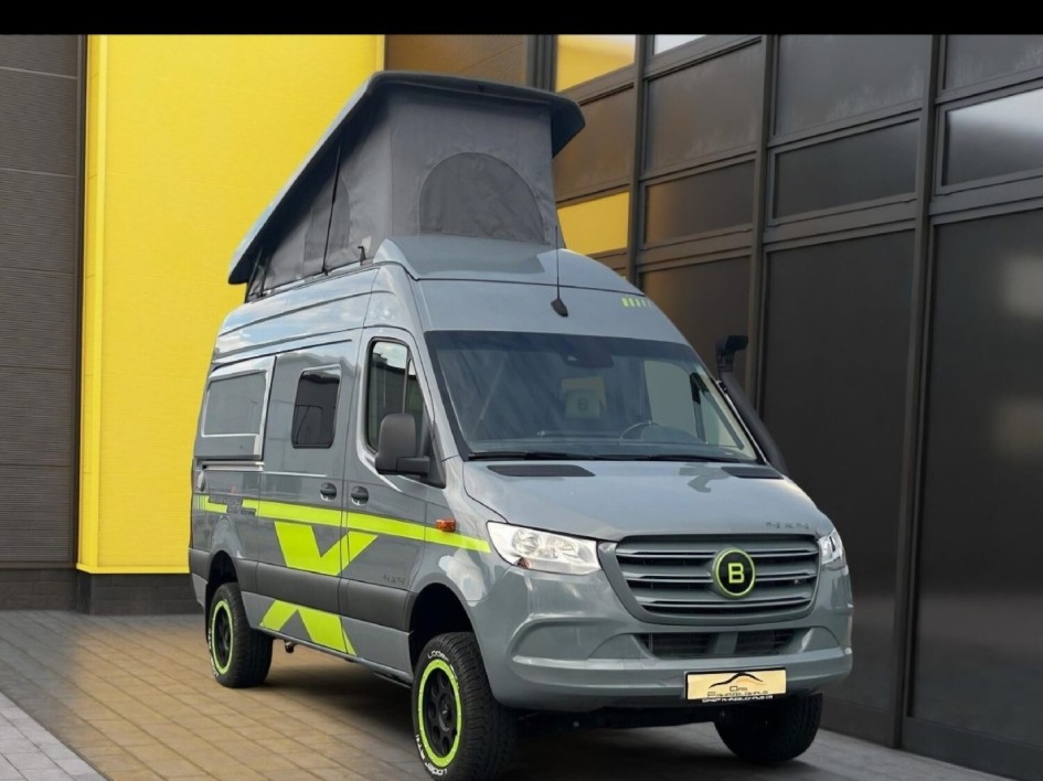 Hymer Grand Canyon 2022: новый автодом с подъемной крышей и минимальным пробегом