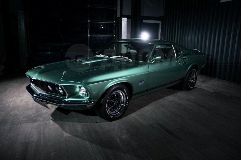 Редкий Ford Mustang 1969 года с оригинальным V8 и реставрацией выставлен на продажу в Иркутске