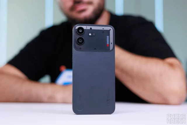 Смартфон Nothing Phone (4b): камера и батарея | DGL.RU