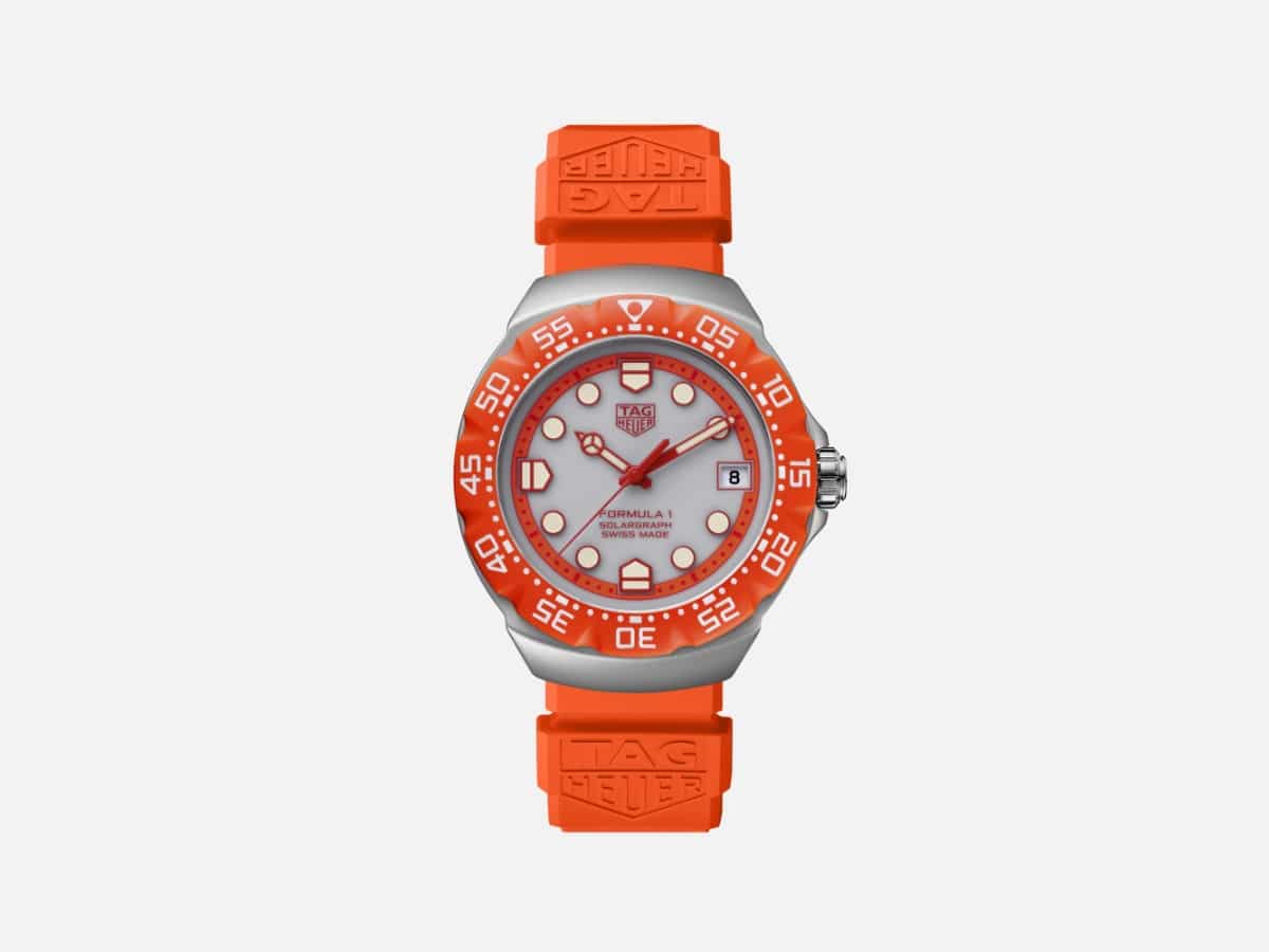 Часы TAG Heuer Drops Bright Orange F1 Solargraph для заключительного этапа Гран-при Нидерландов