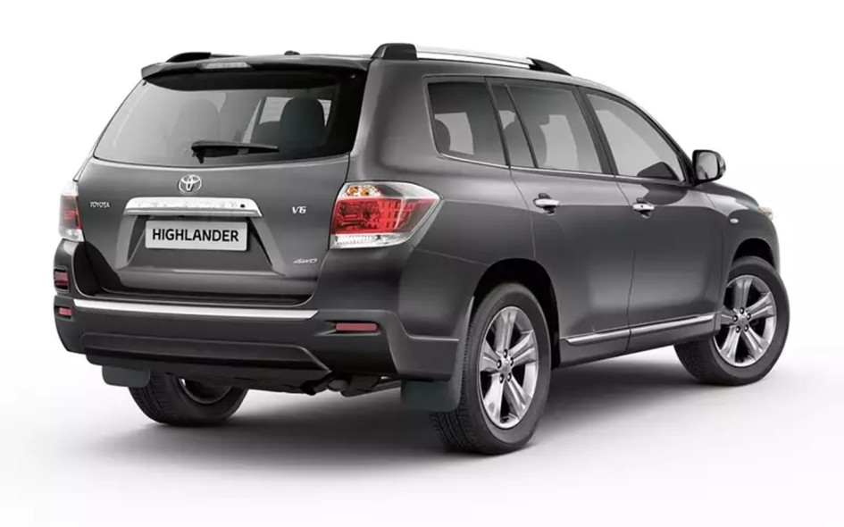 Toyota Highlander XU40: почему кроссоверы 2011-2012 года все еще востребованы на вторичке